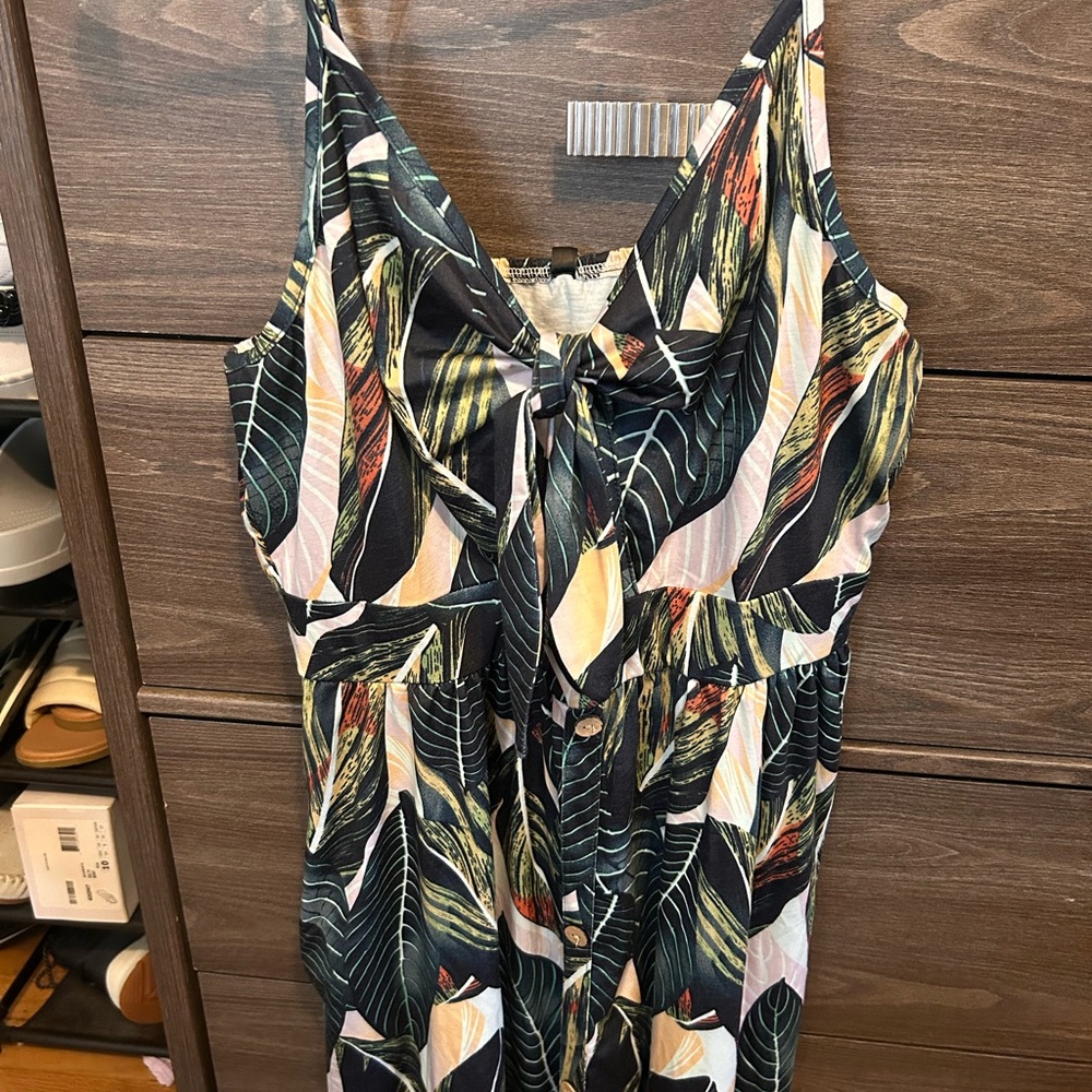 Tropical Leaf Print Sleeveless Dress
